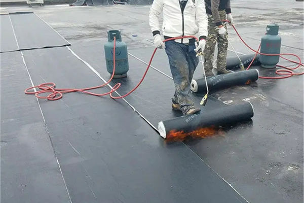 什么是改性沥青防水卷材?改性沥青防水卷材如何施工？