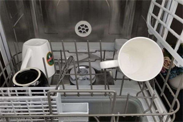 洗碗机原理是什么?不同洗碗机原理介绍！