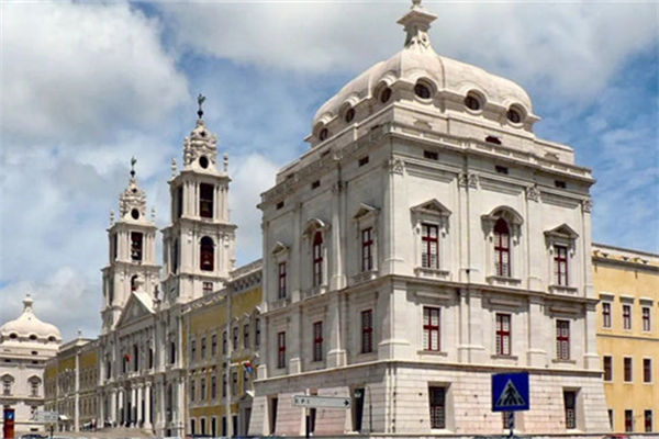 什么是巴洛克式建筑?巴洛克式建筑的特点！