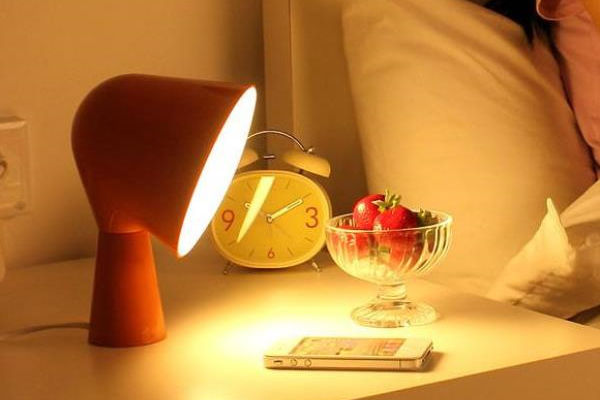 床头灯种类有哪些?床头灯的选购要点!