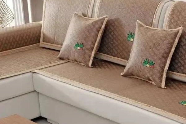 沙发垫的作用有哪些?如何挑选沙发垫?